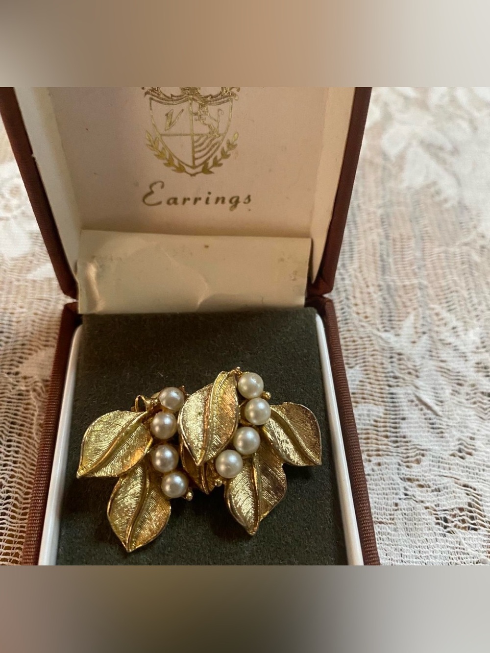 Vintage Gold Leaf Cluster Pearl Earrings